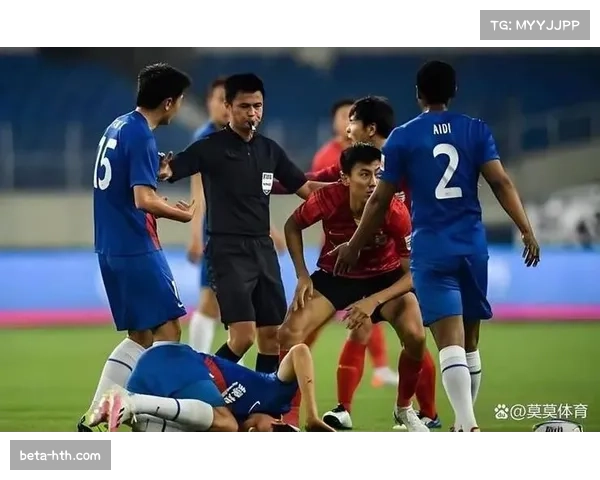 新鹏城中卫本科维奇拦截解围数据尚可 但防线整体失球过多 新鹏城中卫本科维奇拦截解围数据尚可 但防线整体失球过多